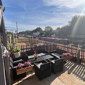  Holiday home River View In Yorkshire United Kingdom